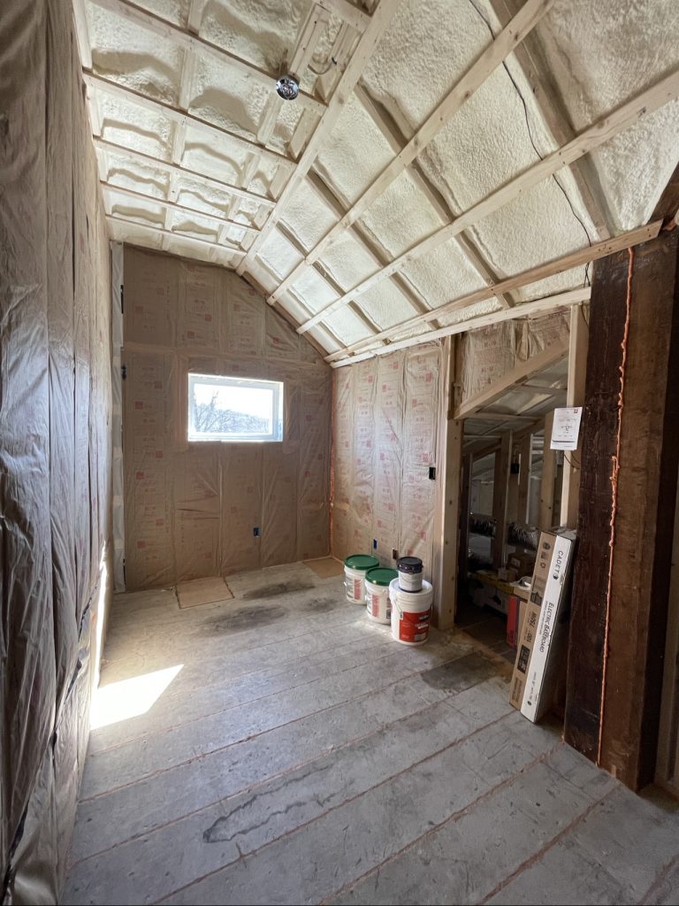 Finished insulation in the Office